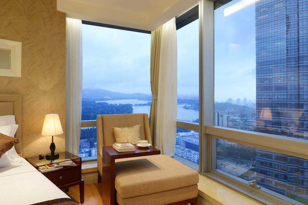 Yousu Hotel & Apartment Nanjing Xuanwu Lake Jinmao Plaza Branch Quarto foto